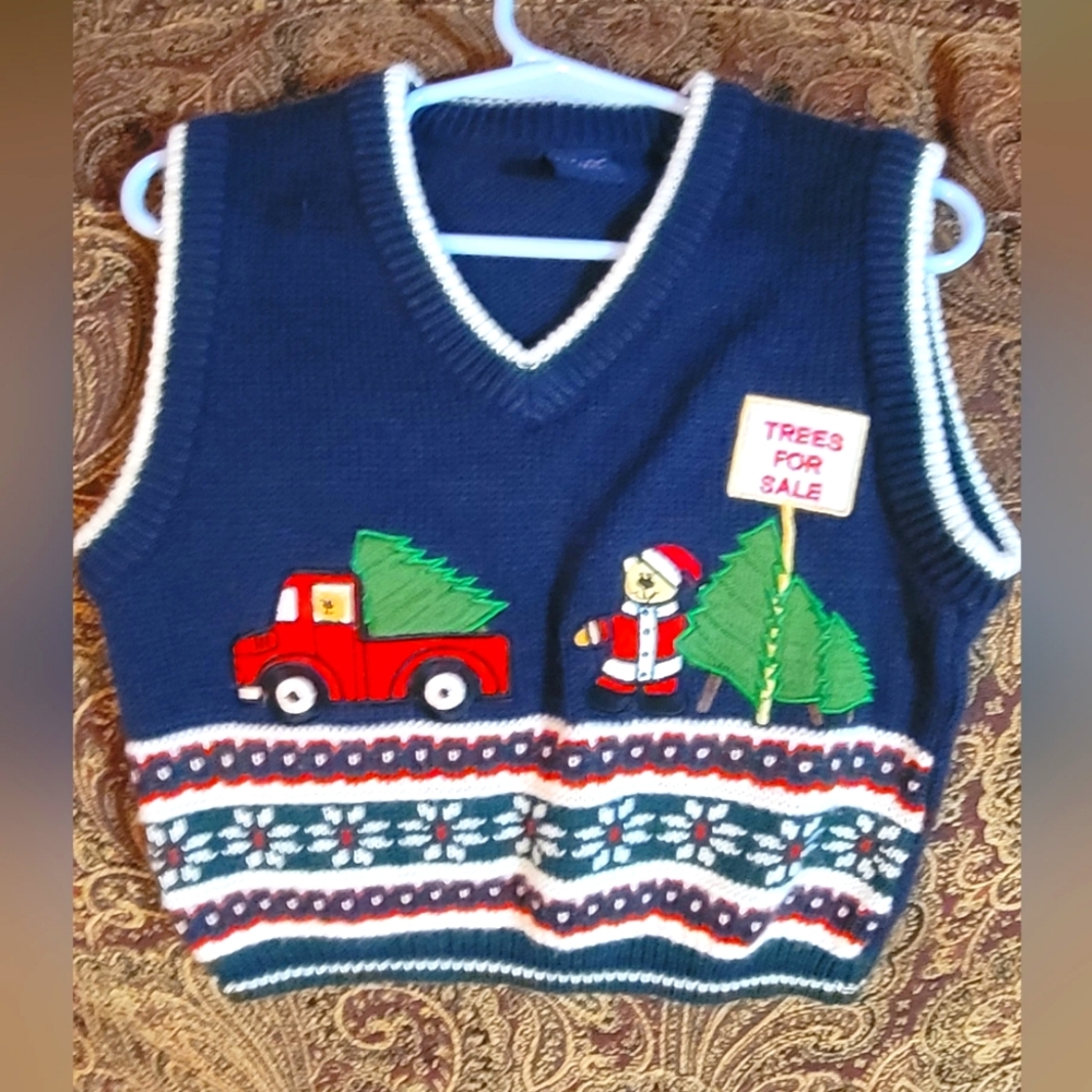 Festive Knit Sweater Vest with Holiday Design